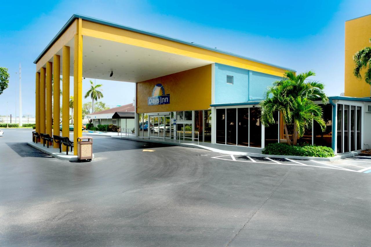 Days Inn By Wyndham Miami International Airport Exteriör bild